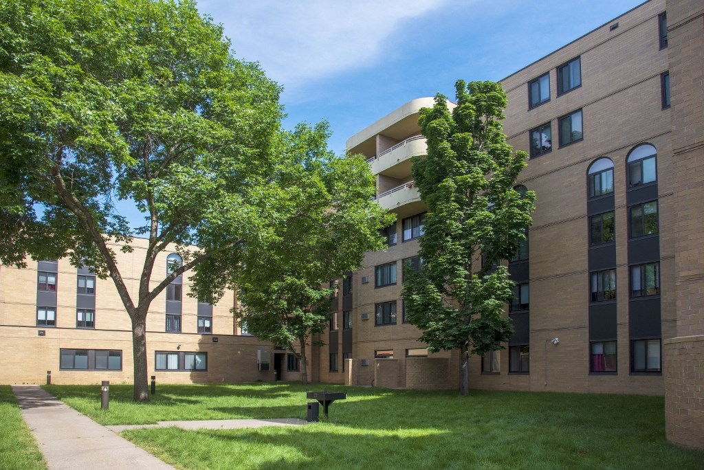 Seven Corners Apartments, 1400 S 2nd Street, Minneapolis, MN RentCafe